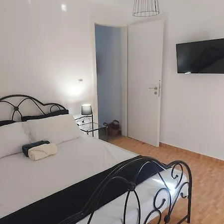 Holiday home Houlia με δωρεάν χώρο στάθμευσης Stenies