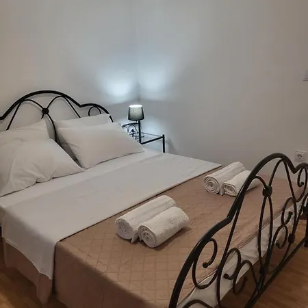 Σπίτι διακοπών Houlia με δωρεάν χώρο στάθμευσης Στενιές