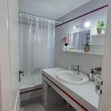 Houlia με δωρεάν χώρο στάθμευσης Stenies